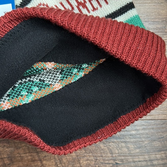 Brooks Heritage Pom Beanie - Picture 3 of 3